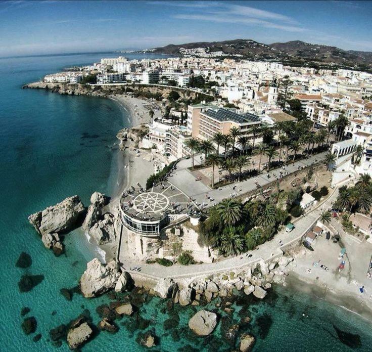 Playa Burriana Rubasol Nerja Apartment Exterior foto